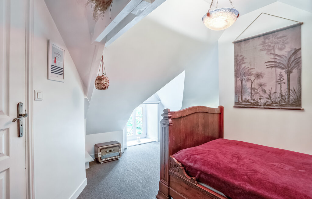 Semesterhus - Monthuchon , Frankrike - FNM457 19