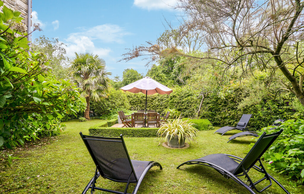 Semesterhus - Monthuchon , Frankrike - FNM457 8