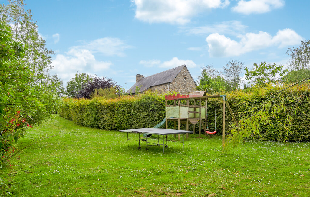 Semesterhus - Monthuchon , Frankrike - FNM457 11