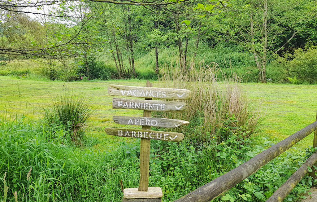 Location de vacances - Villedieu les Poêles , France - FNM581 26