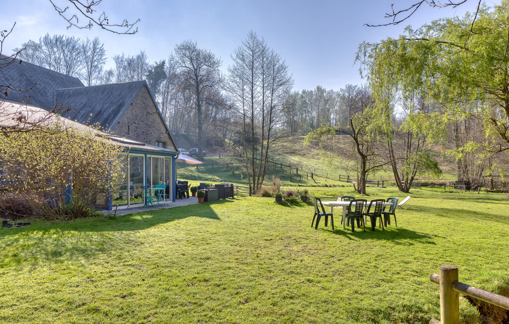Location de vacances - Villedieu les Poêles , France - FNM581 1