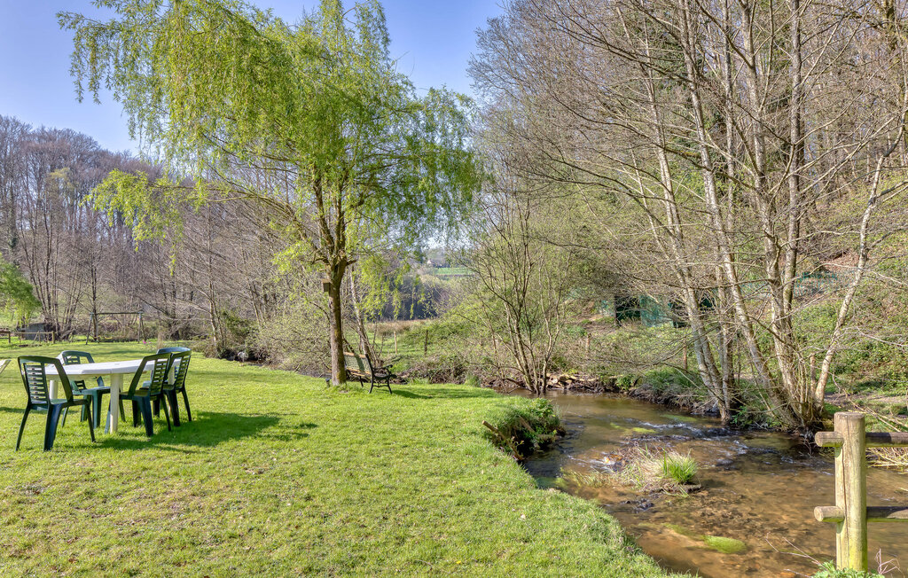 Location de vacances - Villedieu les Poêles , France - FNM581 11