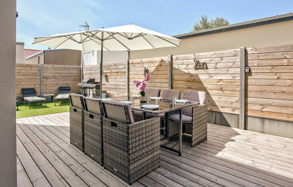 Location de vacances - PIROU-PLAGE , France - FNM590 1