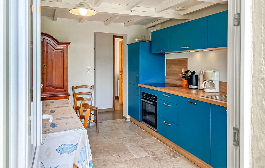 Semesterhus - Lestre , Frankrike - FNM068 5