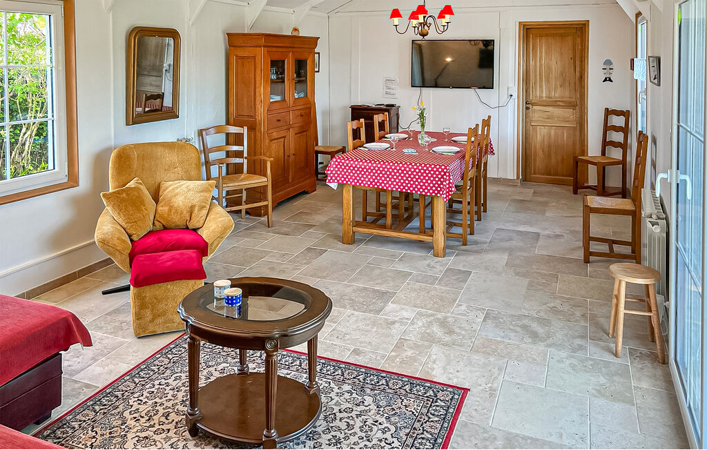 Semesterhus - Lestre , Frankrike - FNM068 12