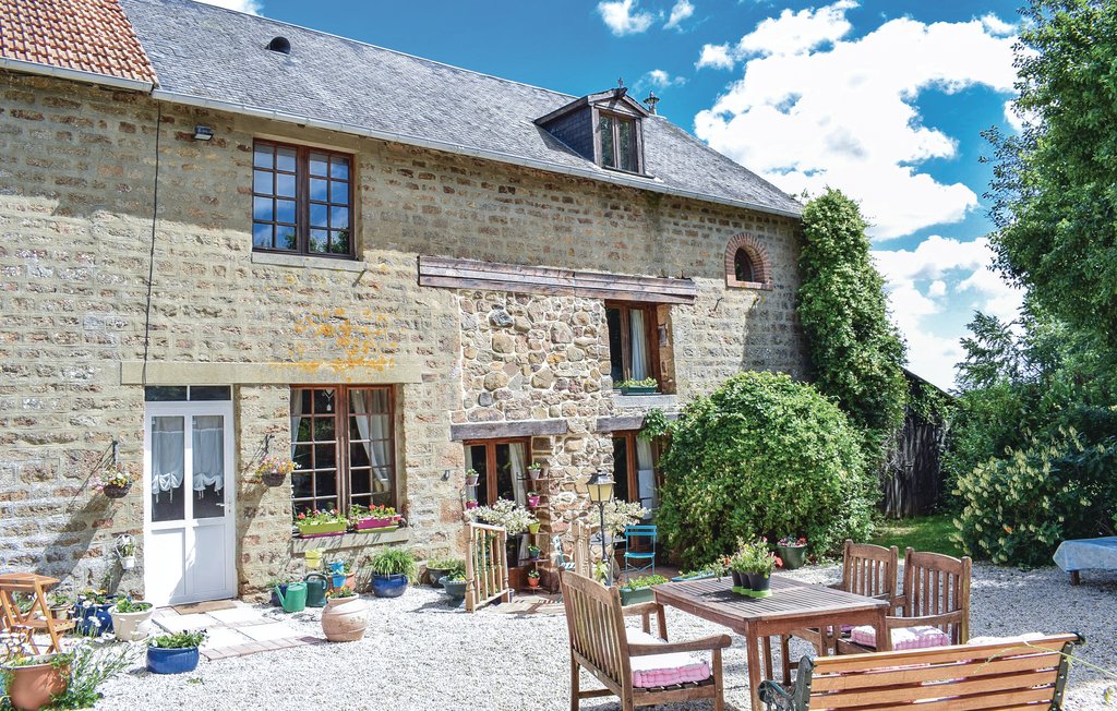 Vakantiehuis PassaisLaConception , Frankrijk Novasol