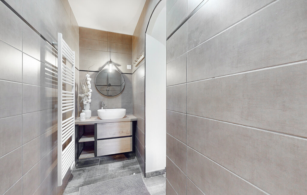 Location de vacances - Angerville l'Orcher , France - FNS122 23