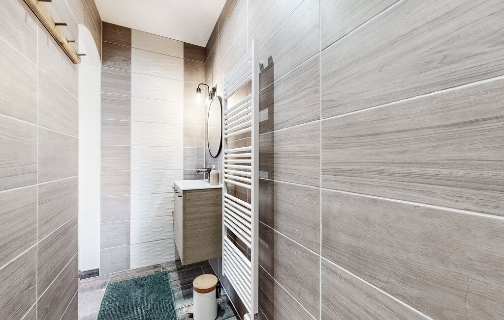 Location de vacances - Angerville l'Orcher , France - FNS122 26