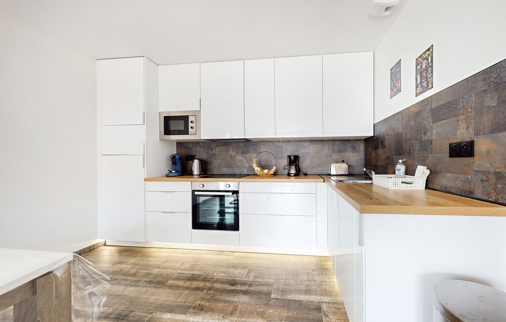 Location de vacances - Angerville l'Orcher , France - FNS122 17