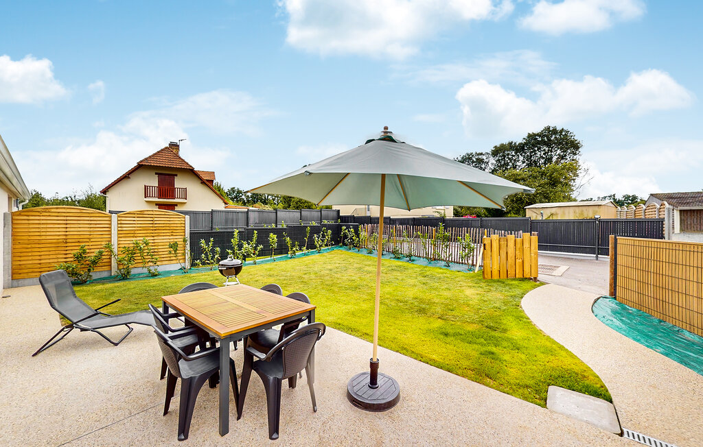 Location de vacances - Angerville l'Orcher , France - FNS122 2