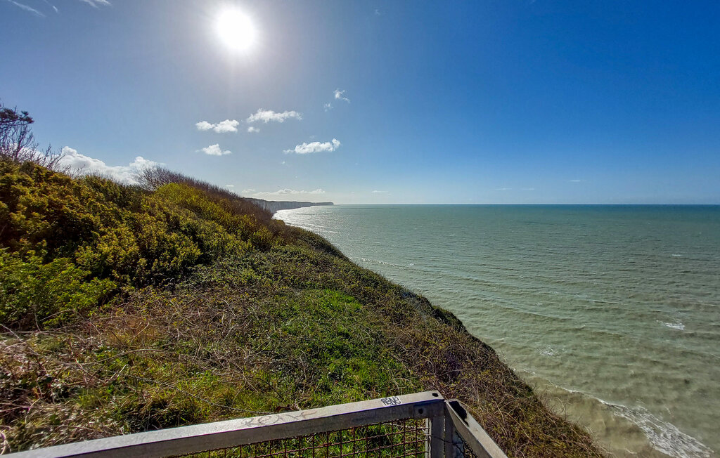 Location de vacances - Angerville l'Orcher , France - FNS122 31