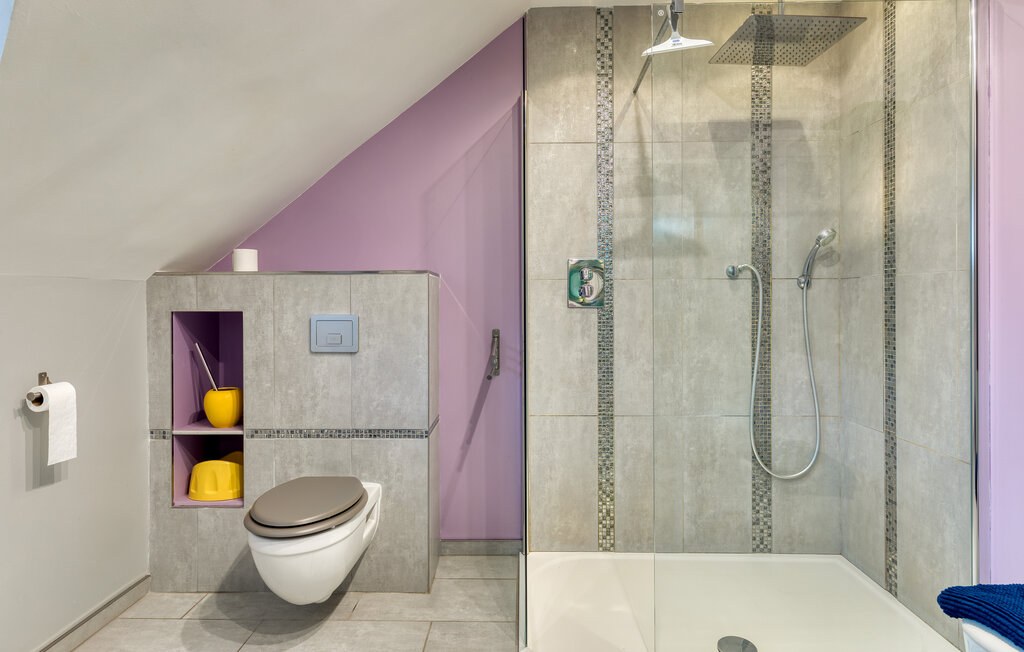 Location de vacances - Ganzeville , France - FNS134 33