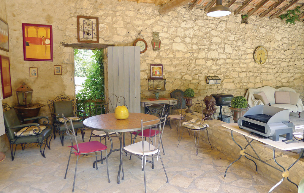 Holiday home Mas Blanc des Alpilles , France Novasol