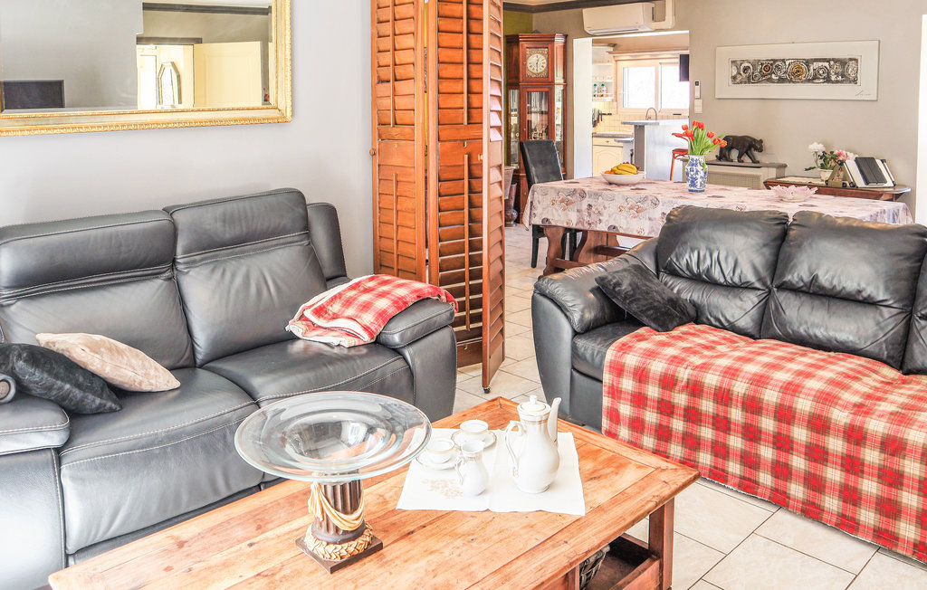 Semesterhus - Vernègues , Frankrike - FPB448 4