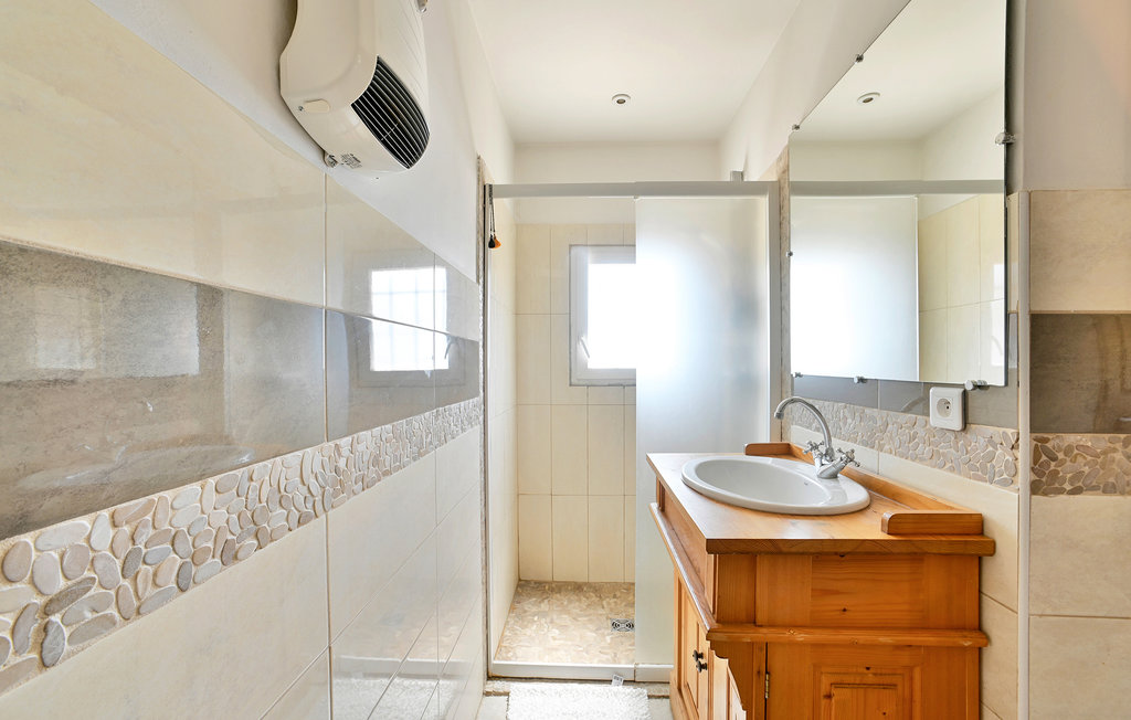 Location de vacances - Eyragues , France - FPB526 24