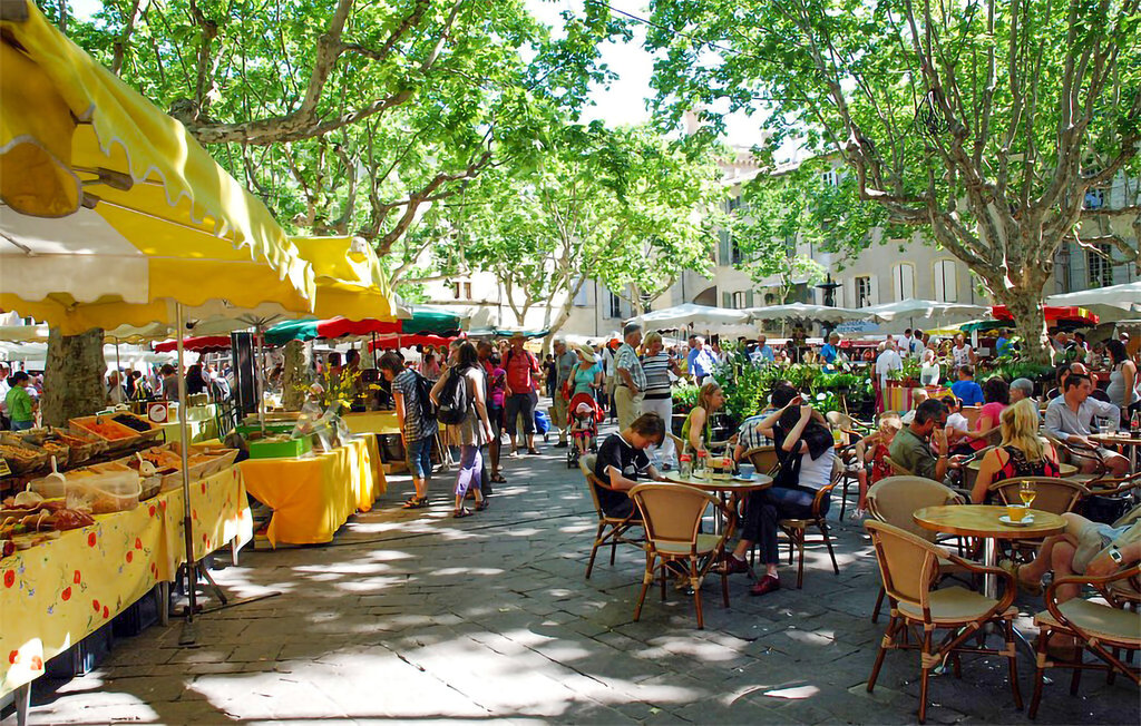 Location de vacances - Fontvieille , France - FPB616 25