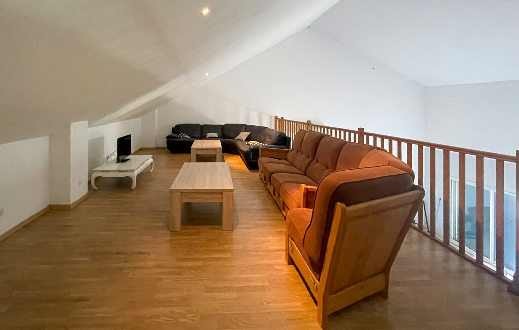 Semesterhus - Le Sambuc , Frankrike - FPB371 6