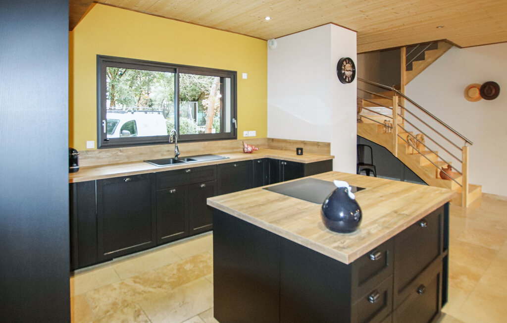 Location de vacances - Suze la Rousse , France - FPD503 10