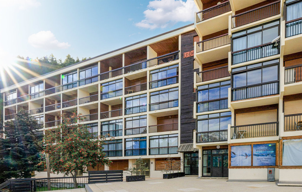 Geniet op elk moment van het jaar van de bergwereld in Orcières Merlette.

In een prachtige residentie in het charmante skigebied van Orcières Merlette, heet dit gezellige en lichte vakantiehuis met..