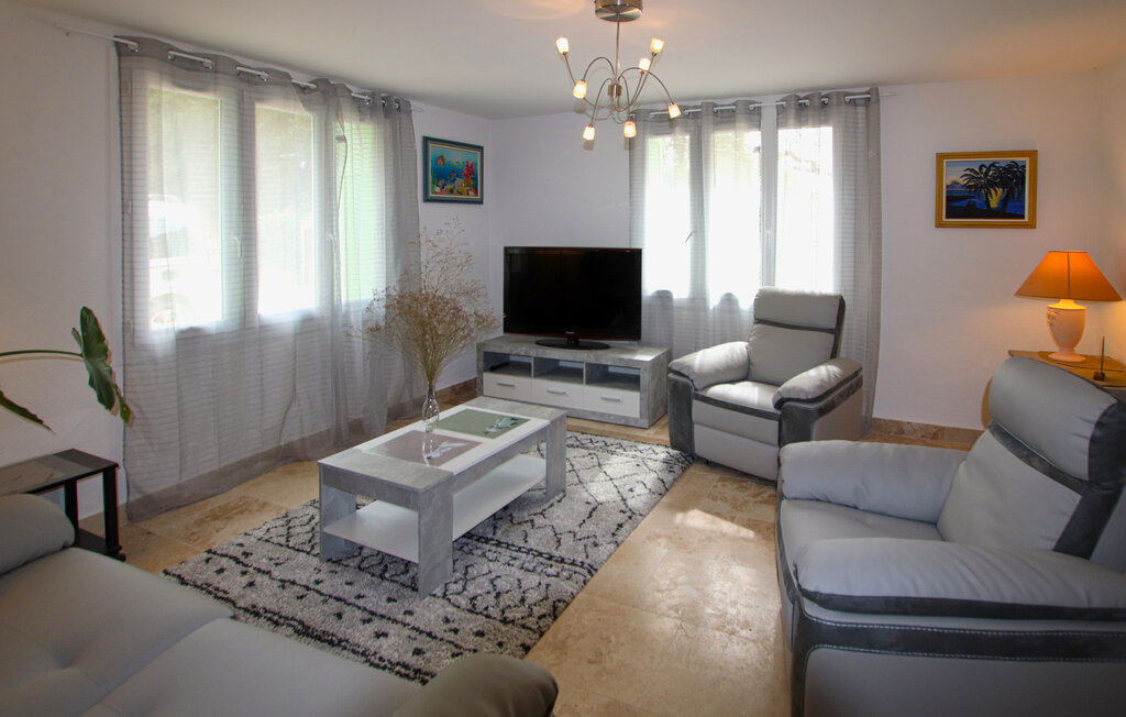 Location de vacances - Lagnes , France - FPP054 14