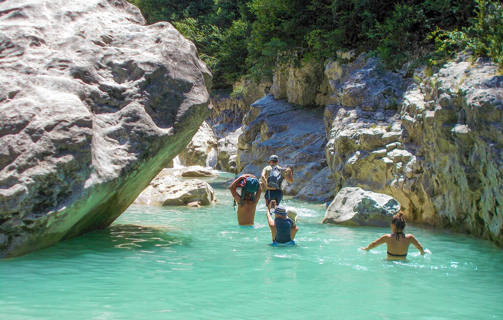 Location de vacances - Aubignan , France - FPP063 15