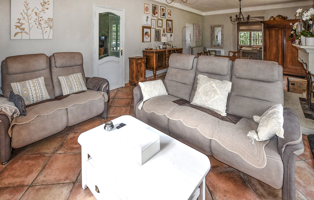 Location de vacances - Entraigues-sur-la-Sorgue , France - FPV982 6