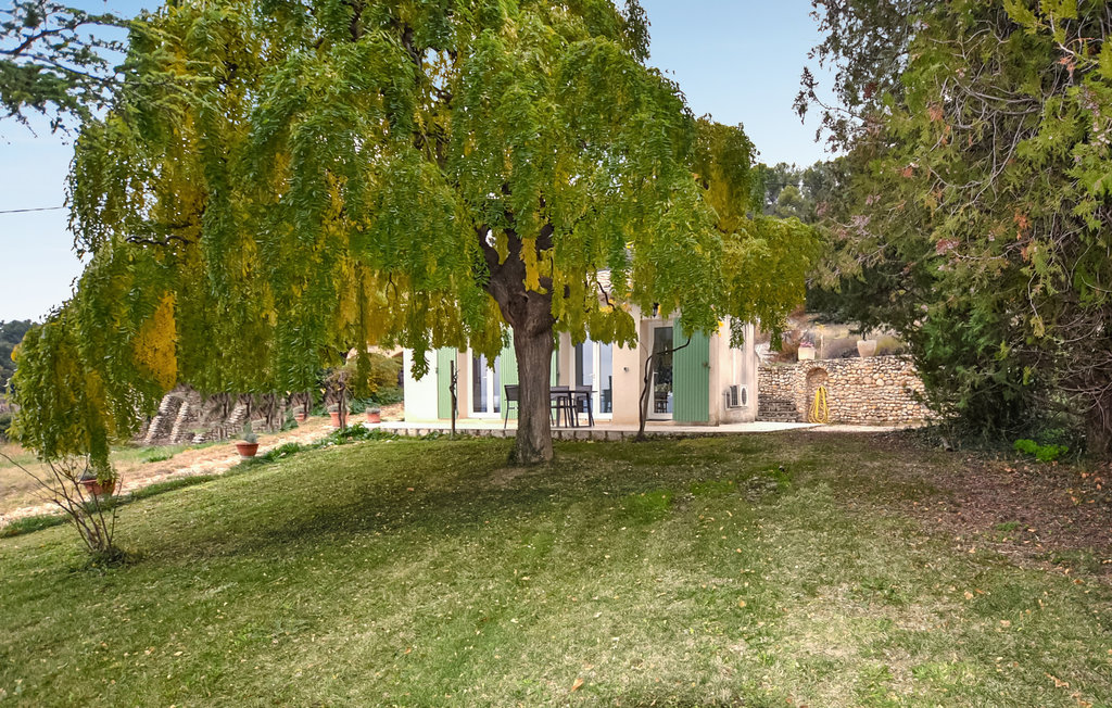 Welkom in deze cottage met privézwembad en terras met verreikend uitzicht.

In een schilderachtige omgeving, in het hart van de Monts du Haut Vaucluse en de voormalige enclave van de pausen, heet dit..