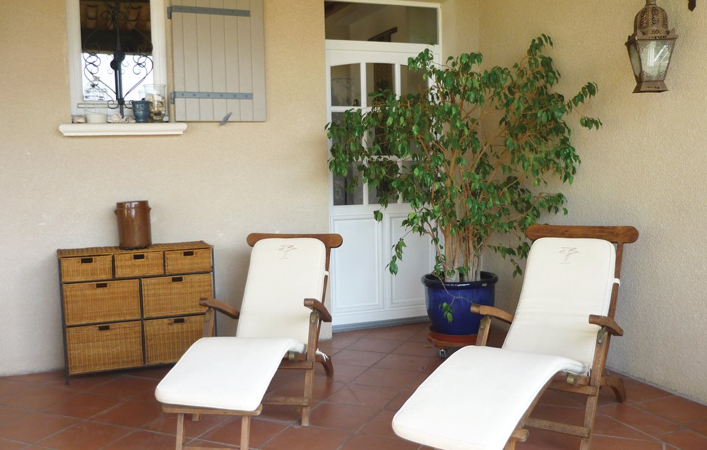 Location de vacances - Orgnac l'Aven , France - FRA142 11