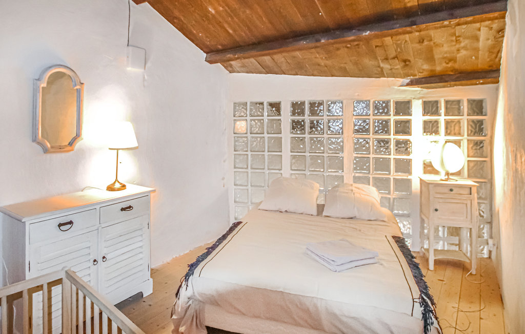 Feriehuse - St Montant , Frankrig - FRA217 37