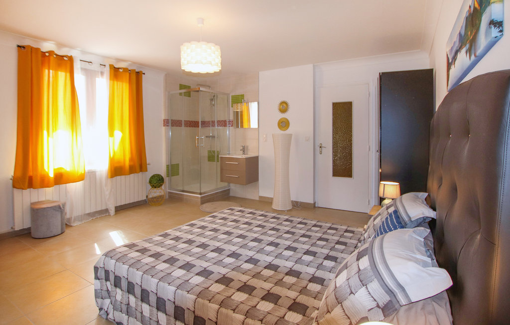 Feriehus - Aubenas , Frankrike - FRA245 18