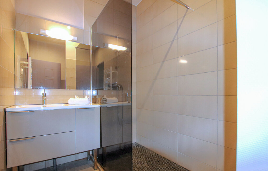 Location de vacances - Privas , France - FRA276 26