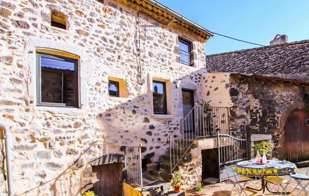 Location de vacances - Chomerac , France - FRA290 8