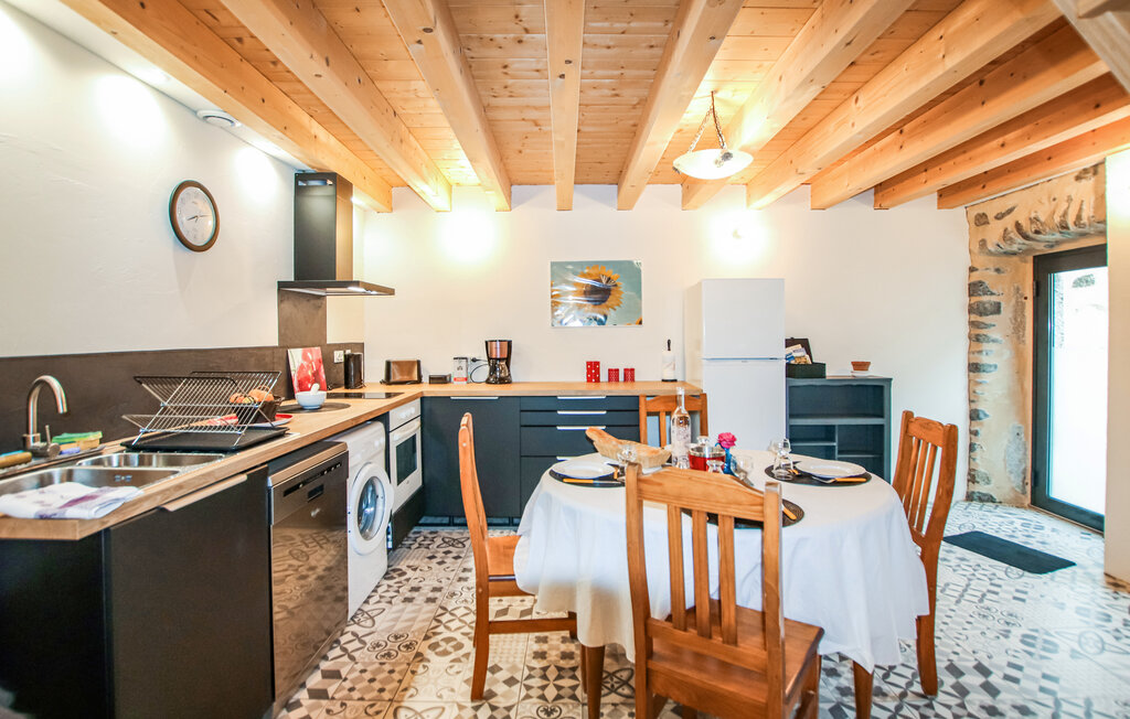 Location de vacances - Chomerac , France - FRA290 4