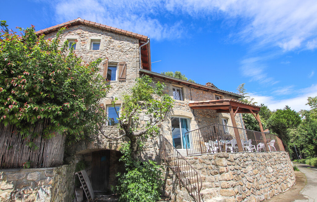 Location de vacances - Pont de Labeaume , France - FRA306 10