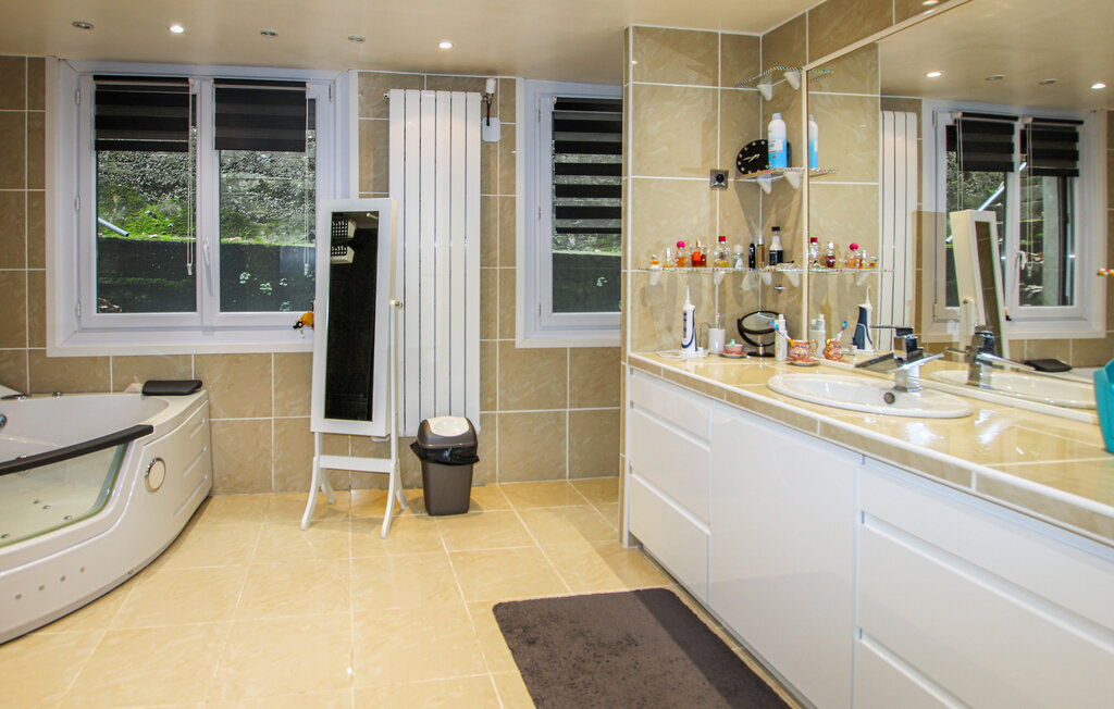 Location de vacances - St Julien du Gua , France - FRA329 15