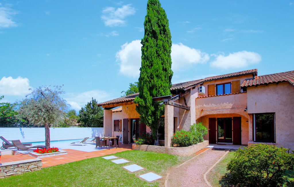 Location de vacances - Meyzieu , France - FRR009 9