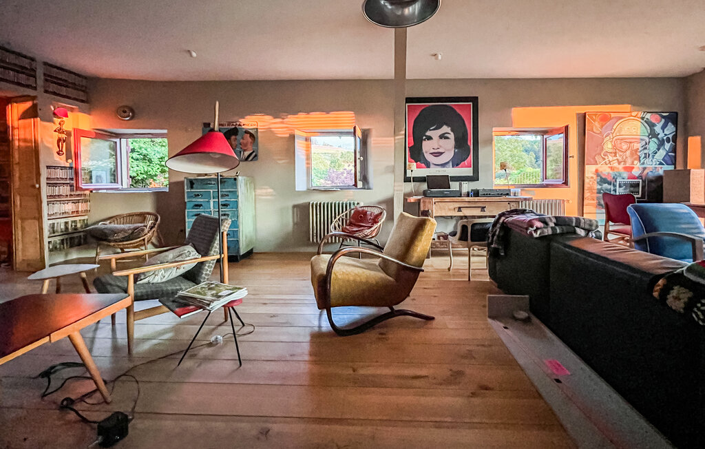 Holiday Home - Thizy-les-Bourgs , France - FRR002 301