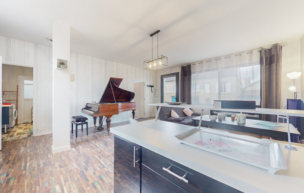 Apartment - Limoges , France - FSH053 14