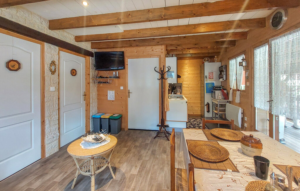 Location de vacances - Le Ménil , France - FTV047 14