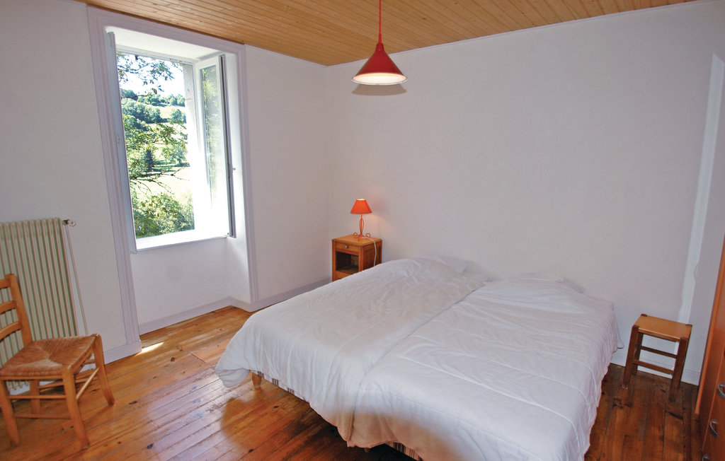 Location de vacances - Riom-ès-Montagnes , France - FUC012 6