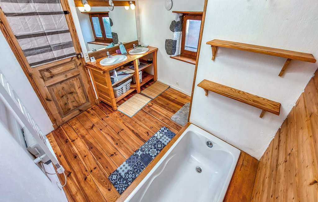 Semesterhus - Saint-Genès-Champanelle , Frankrike - FUP022 16
