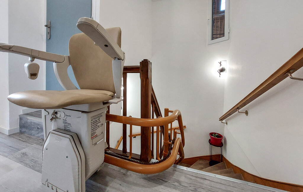 Location de vacances - Neuilly le Vendin , France - FVA054 17