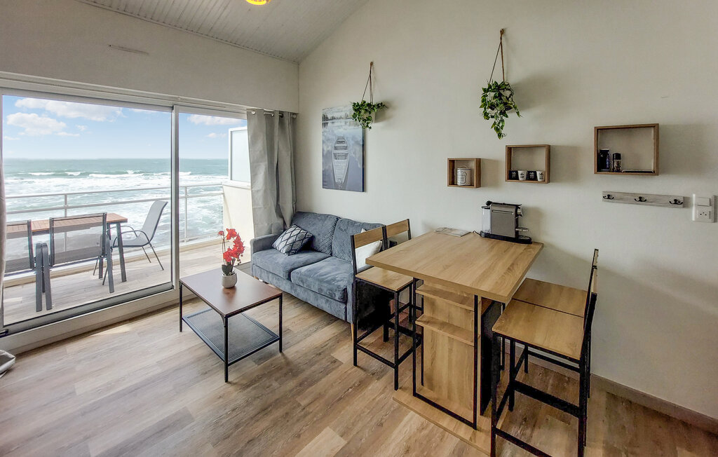 Apartment - Les Sables-d'Olonne , France - FVE393 4