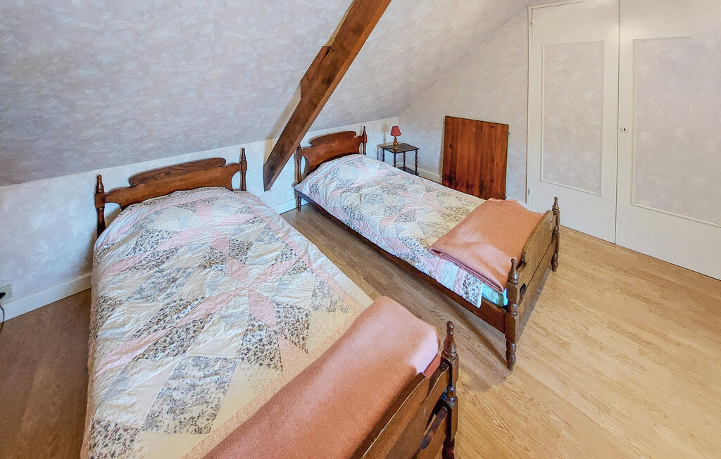 Location de vacances - Mont Saint Jean , France - FVS041 7