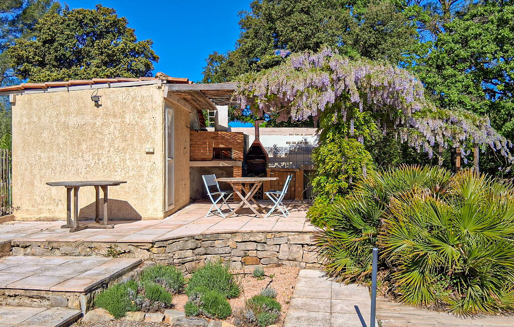 Location de vacances - Besse sur Issole , France - FVV198 1