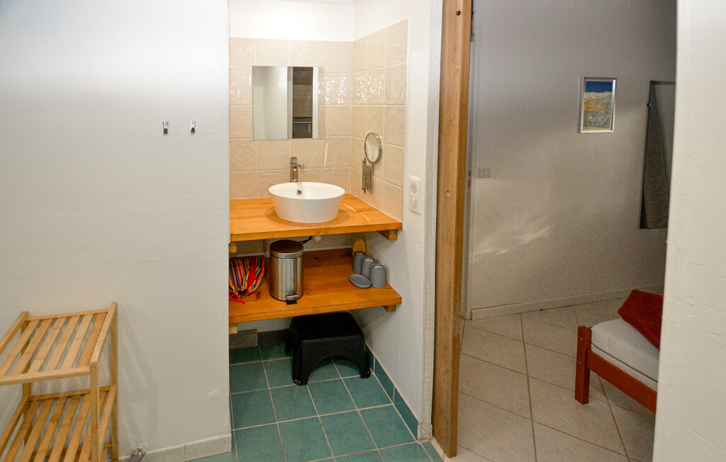 Location de vacances - Besse sur Issole , France - FVV198 18