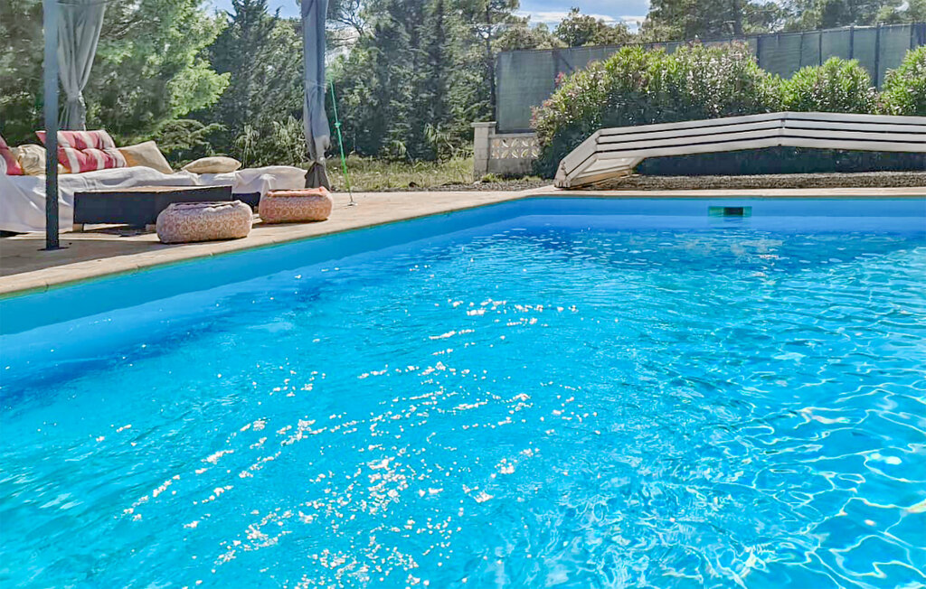 Entdecken Sie dieses gemütliche Ferienhaus mit vielen Aktivitätsmöglichkeiten in der Umgebung.

In der südfranzösischen Region Provence-Alpes-Cote dAzur gelegen, empfängt Sie dieses charmante, k..