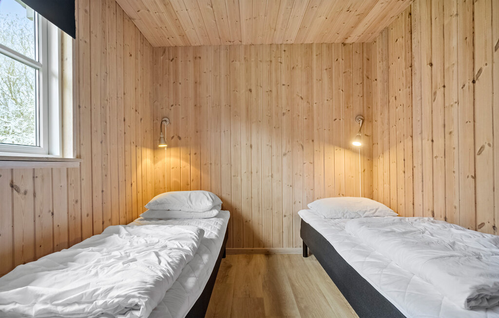 Feriehuse - Marielyst Strand , Danmark - G0047 22