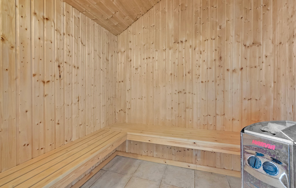 Semesterhus - Marielyst Strand , Danmark - G0175 25