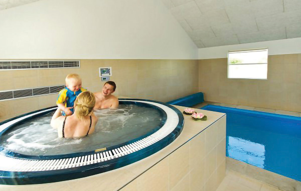 Semesterhus - Marielyst Strand , Danmark - G0181 7